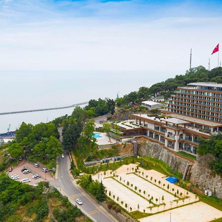Radisson Blu Hotel Trabzon Kültér fotó The hotel in 2016