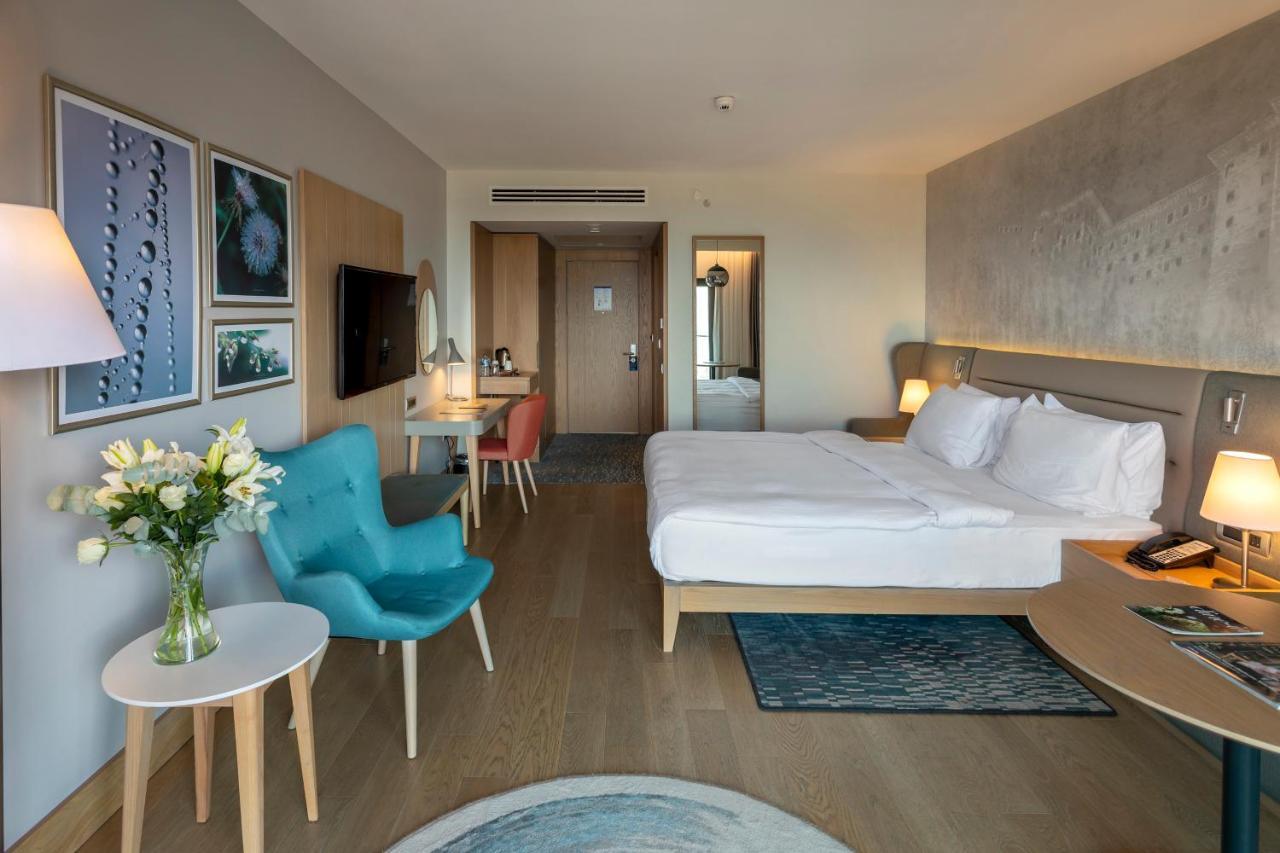 Radisson Blu Hotel Trabzon Kültér fotó A room at the hotel