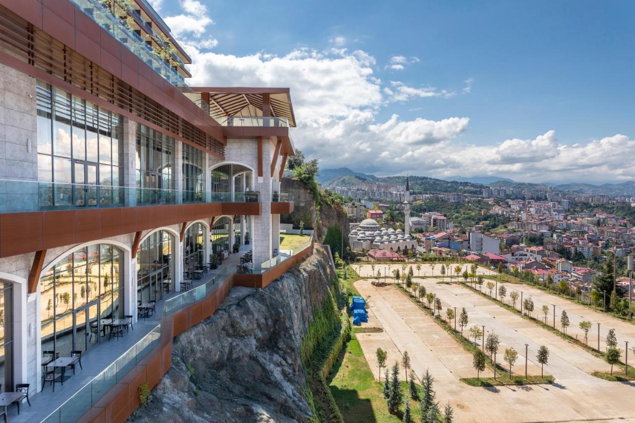 Radisson Blu Hotel Trabzon Kültér fotó View of the hotel