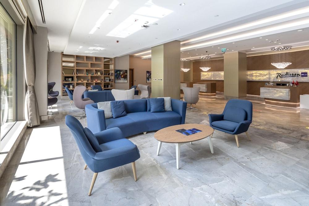 Radisson Blu Hotel Trabzon Kültér fotó The lobby of the hotel