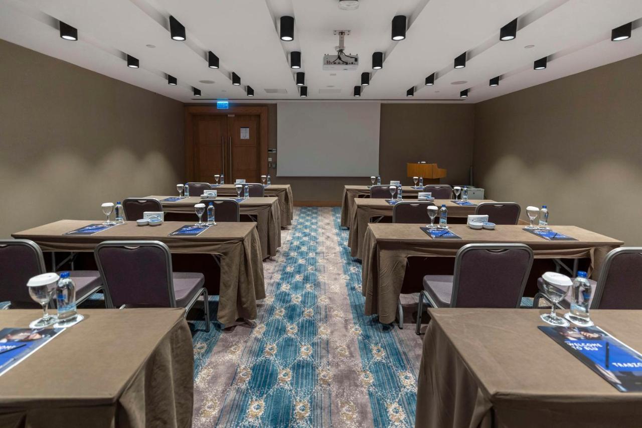 Radisson Blu Hotel Trabzon Kültér fotó Meeting room