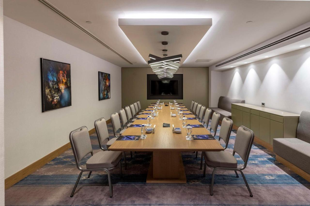 Radisson Blu Hotel Trabzon Kültér fotó Boardroom at the hotel