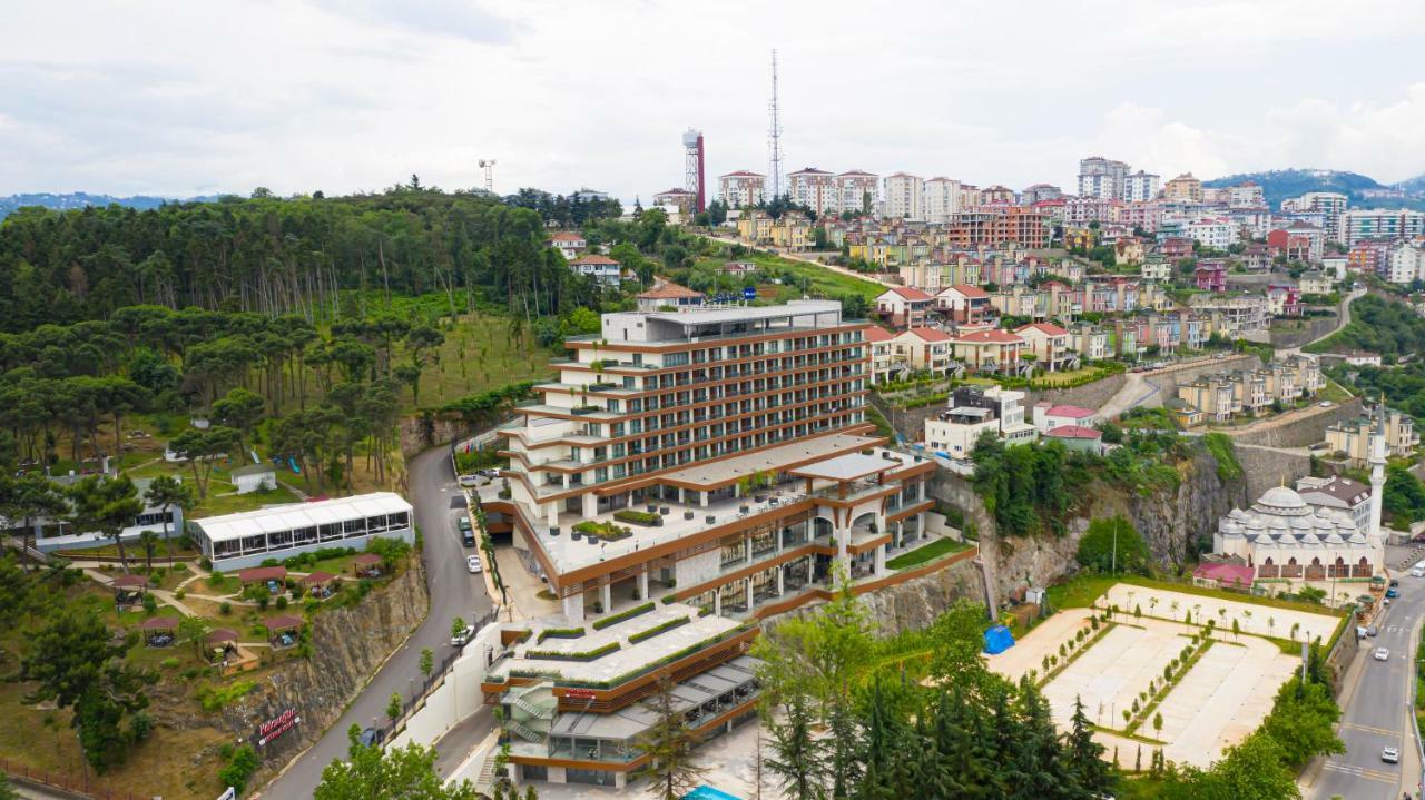 Radisson Blu Hotel Trabzon Kültér fotó View of the hotel