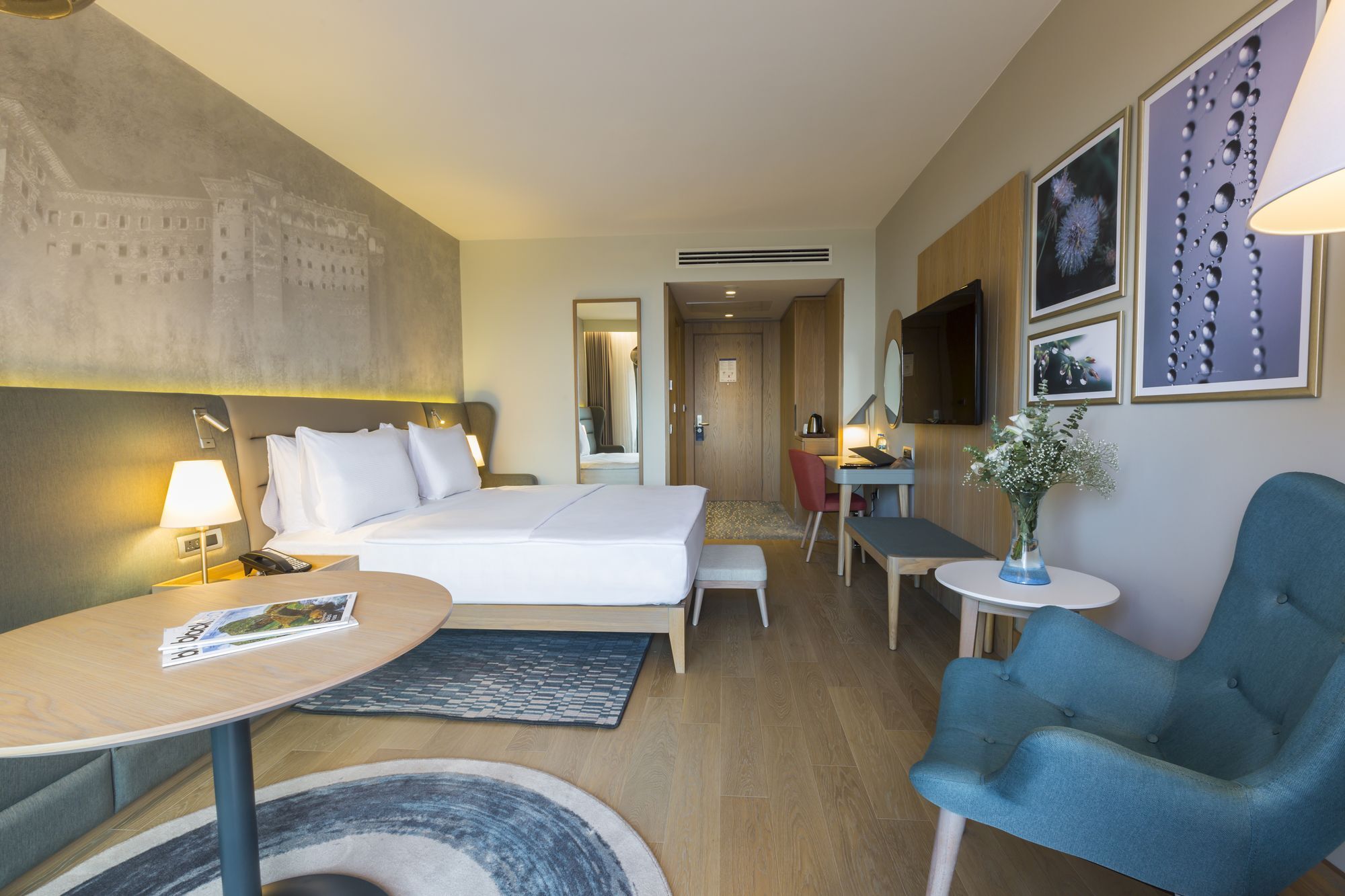 Radisson Blu Hotel Trabzon Kültér fotó A room at the hotel